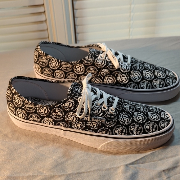Vans Black and White 50 Years/30 Years Journeys Pattern Sneakers - Picture 11 of 16